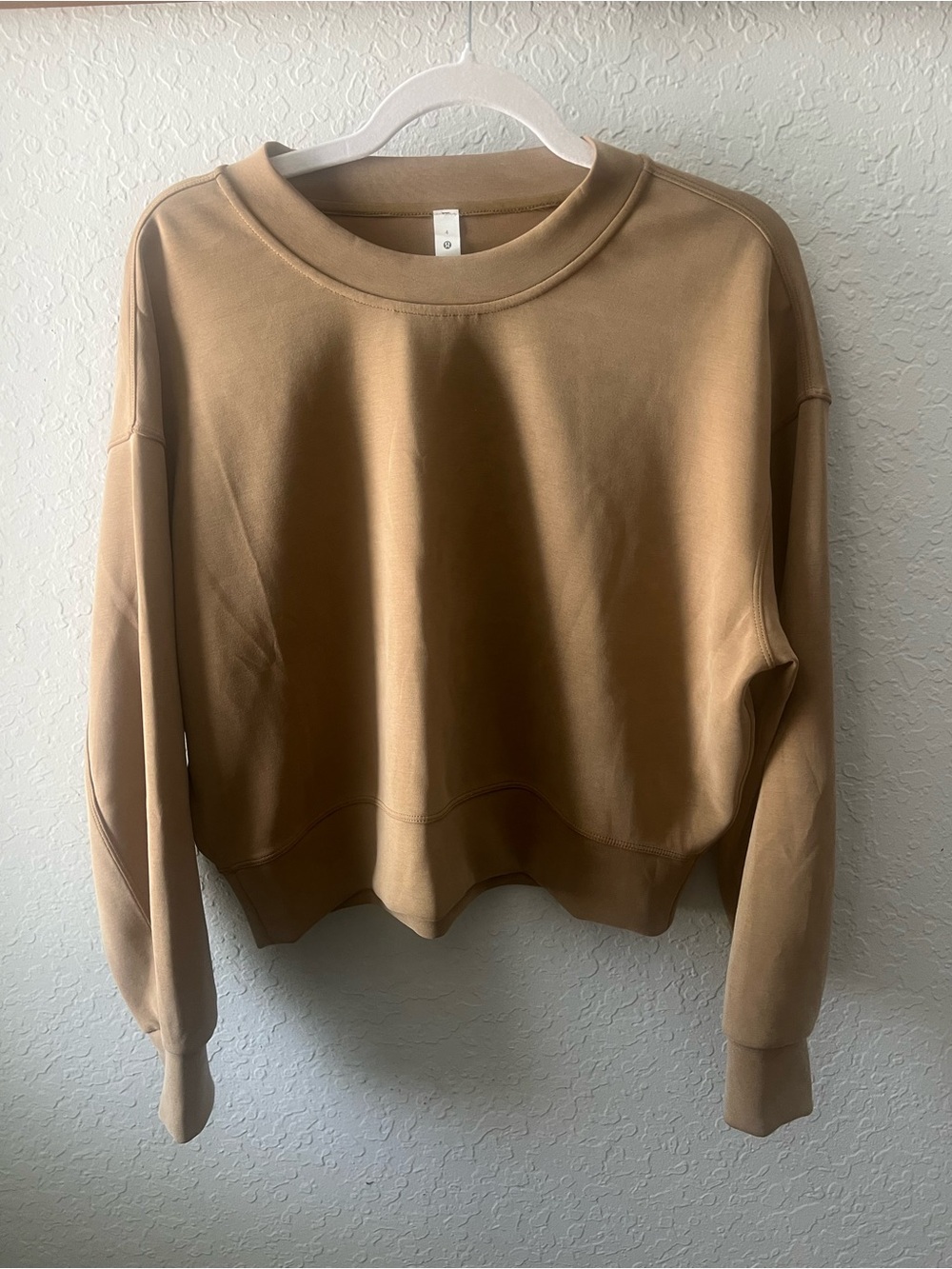 lululemon athletica Cropped Sweatshirt in Warm Brown